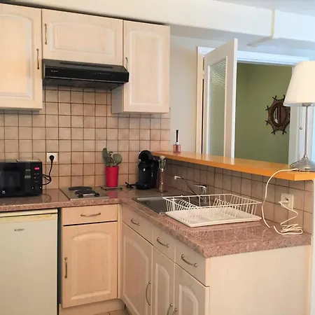 Studio Biarritz, 1 Piece, 2 Personnes - Fr-1-3-449 * Biarritz